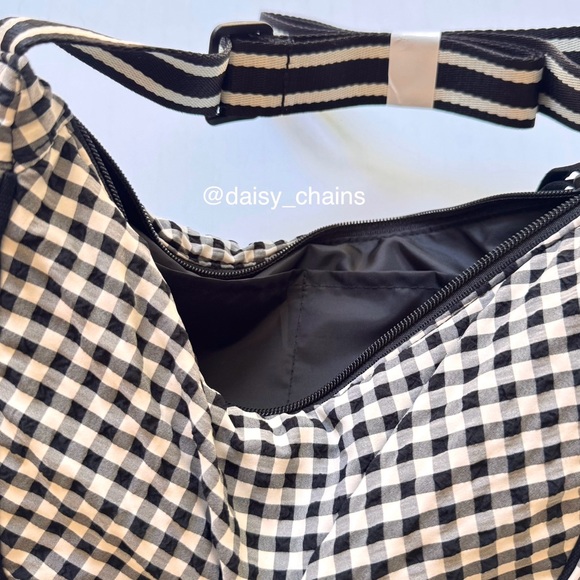 Uniqlo Round Mini Shoulder Bag - Picture 3 of 3